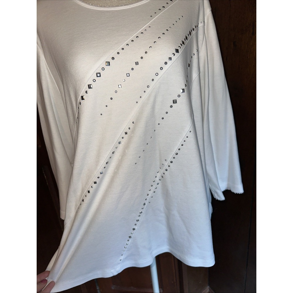 Womens ALFRED DUNNER PULLOVER STUDDED TOP Size XL White EUC - Picture 2 of 6